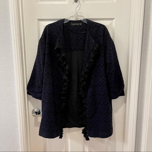 Zara Woman Oversized Geometric Fringe Jacquard Cardigan/Jacket Size XS - Picture 2 of 9